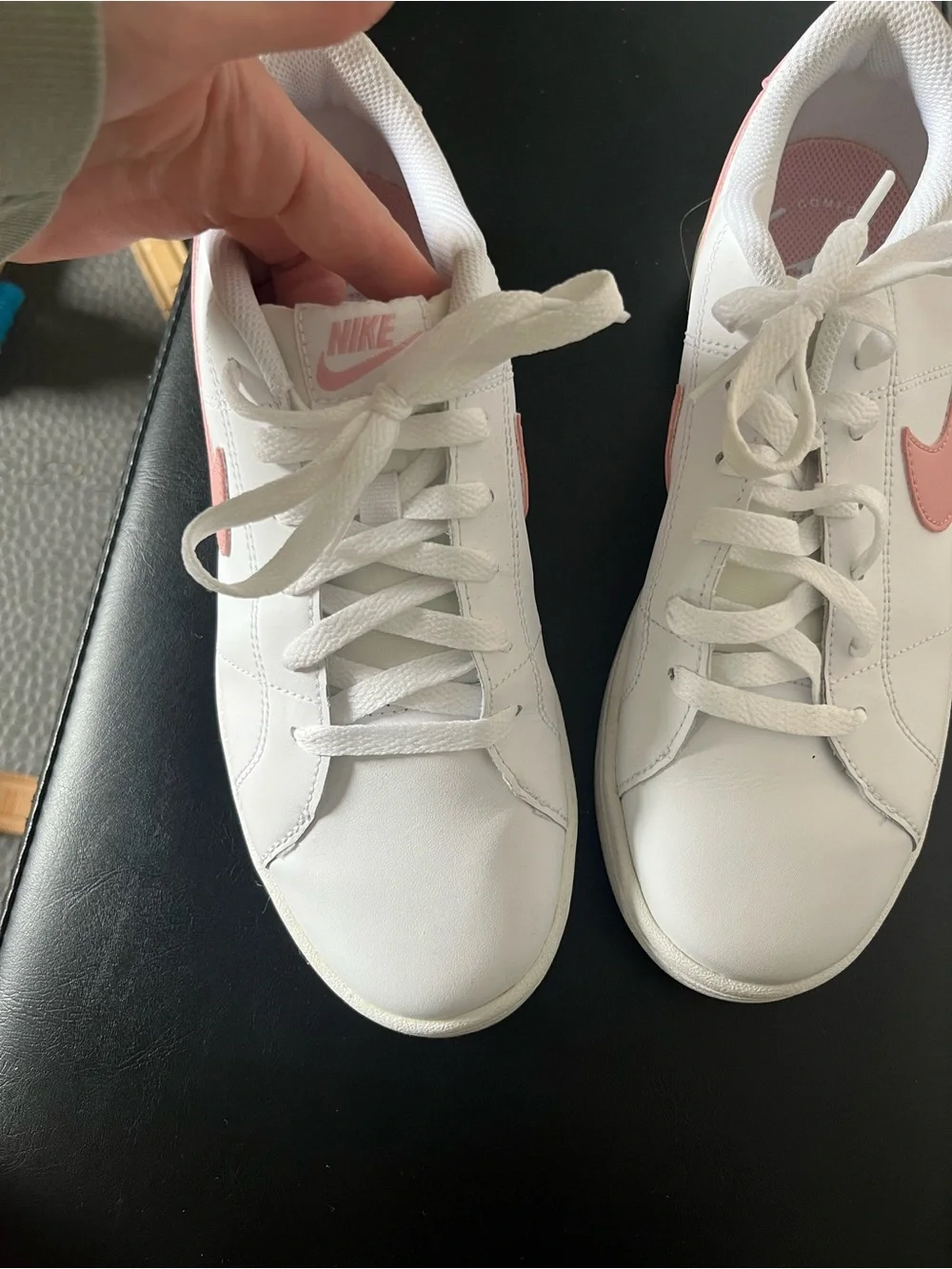 Nike Court Royale 2 CU9038-105 White Pink Sneakers
